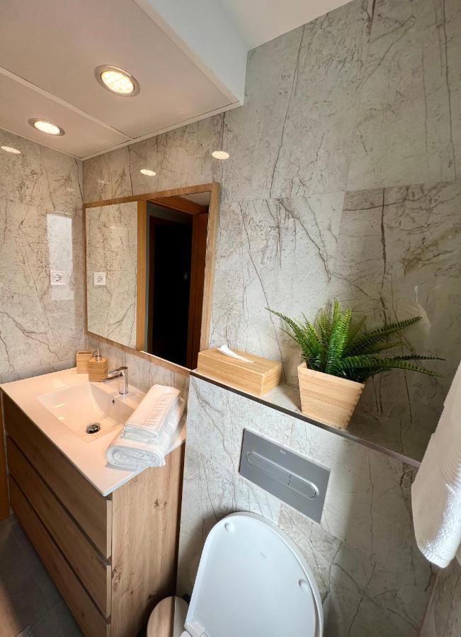 Apartamentos Prestige Suites Malaga I ภายนอก รูปภาพ