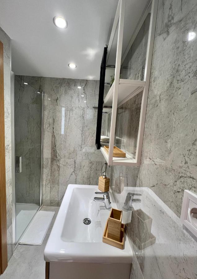 Apartamentos Prestige Suites Malaga I ภายนอก รูปภาพ