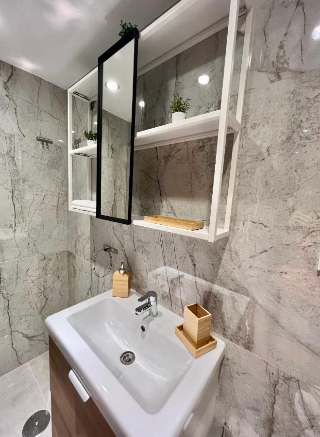 Apartamentos Prestige Suites Malaga I ภายนอก รูปภาพ