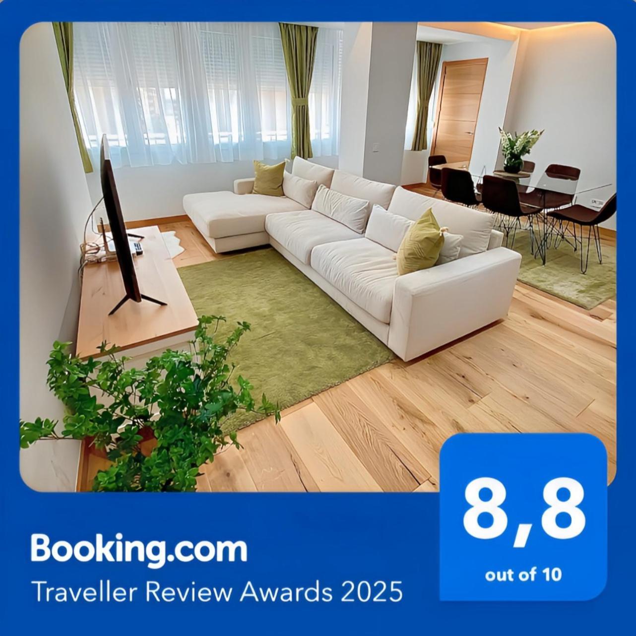 Apartamentos Prestige Suites Malaga I ภายนอก รูปภาพ